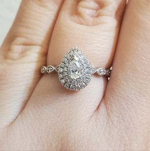 1/2 cttw Pear Diamond Ring